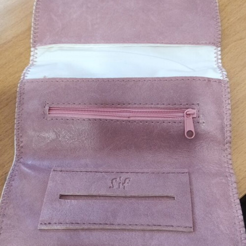 Sif tobacco pouch like new