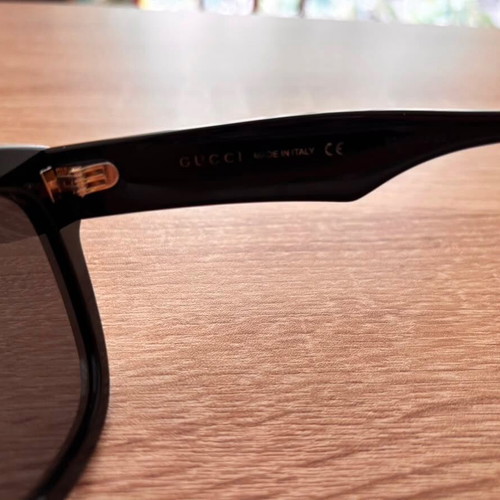 Gucci women's sunglasses used, black