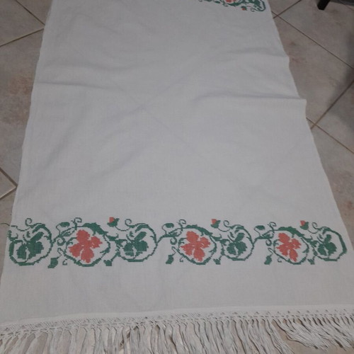 Handwoven towel like new, cotton with floral design and fringes