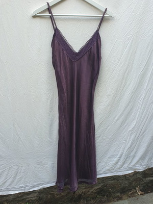 Vintage Manila Grace silk slip dress used, size S/M, purple