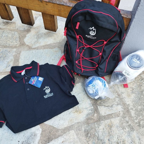 Euro 2008 collectible set with bag, medium T-shirt, official ball and bonus Hellas ball