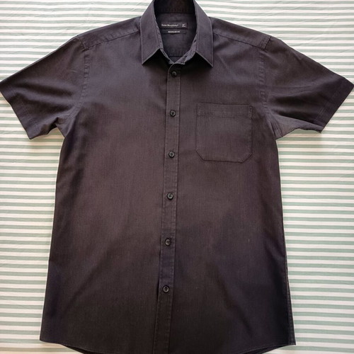 Cedarwood men's black short-sleeve shirt like new, size M