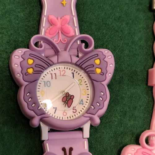 Children's analog butterfly wristwatches 3D set of 2