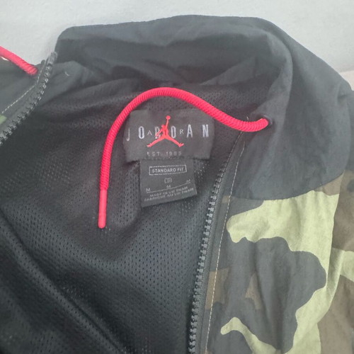 Nike military windbreaker like new