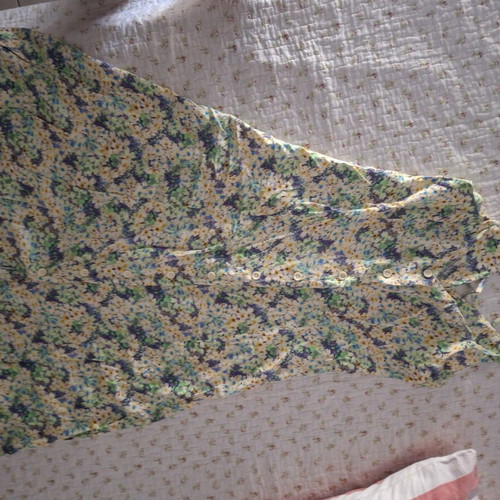 Floral dress like new, cool fabric, size S