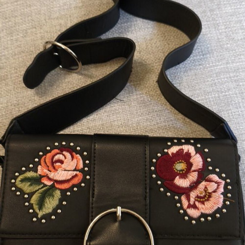Bag with embroidery shoulder type, like new, black