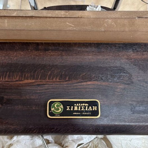 Sivisidis American billiard table used with accessories