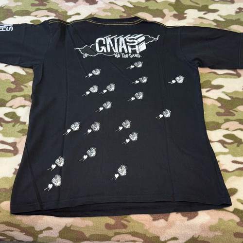 T-shirt with print like new, size M, black and pink