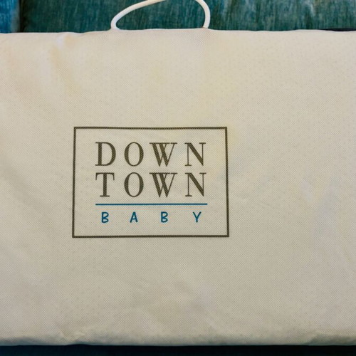 DownTown Crib Bumper like new, 3 pieces cotton fabric