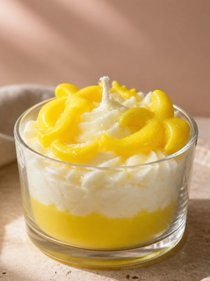 Banana scented candle made from soy wax