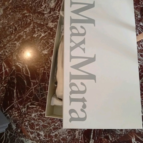 Max Mara boots new beige white with zipper and laces