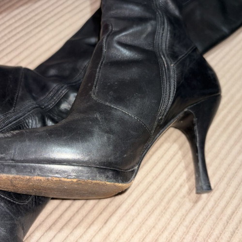 Via Spiga leather boots size 36 used, black with thin heel