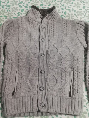 Men's cardigan used, gray, size medium, with faux fur lining