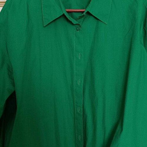 Stradivarius crop shirt green like new, size L