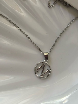 Necklace chain new with tag