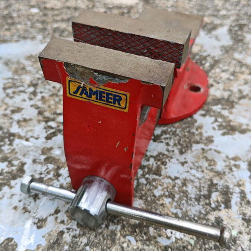 Stable vise used, 110mm opening