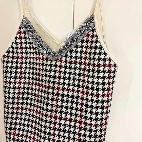 Zara ecru cami top with straps and V neckline like new