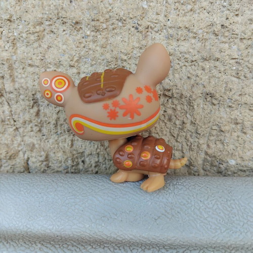 Littlest Pet Shop Hasbro figure like new