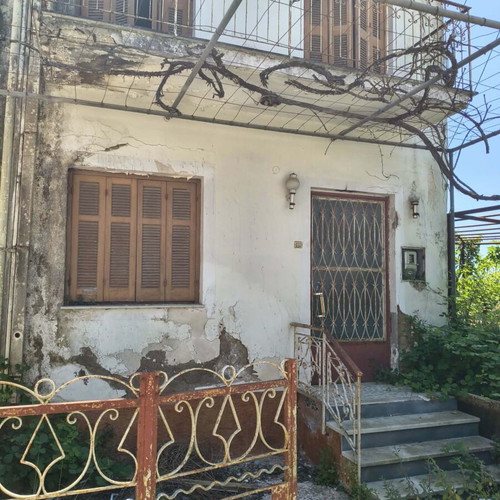Detached house 100 sqm near Corfu town with sea view