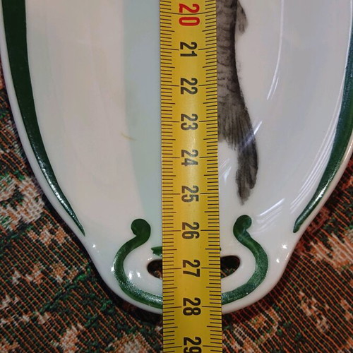 Beyer & Bock collector plate like new, porcelain with fish