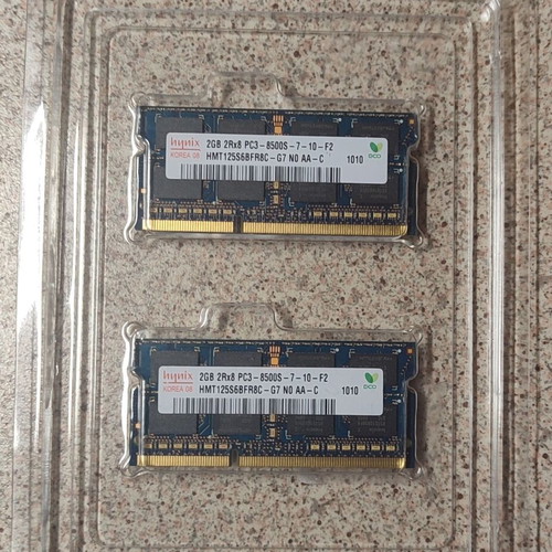 HYNIX DDR3 SO-DIMM RAM 2 x 2GB PC3-8500S 1066 MHz like new