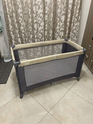 Lorelli baby cot with mattress and carrying bag