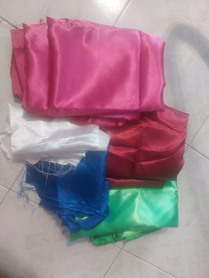 Satin fabrics used, pack with various colors and sizes