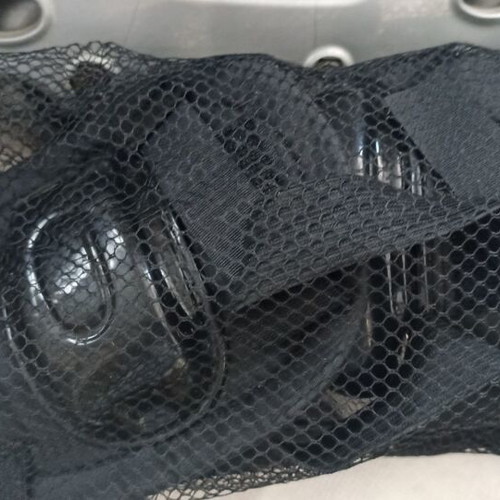 Rollers used, size 35 with free knee pads
