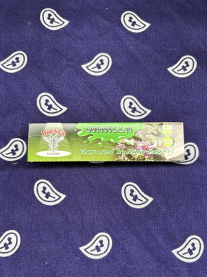 Hornet Flavoured Rolling Papers Vanilla King Size new, 32 sheets