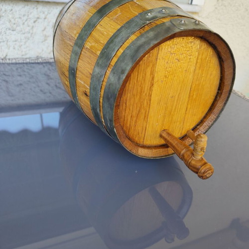 Handmade wooden barrel 12 liters new with tap