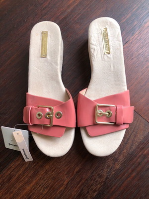 Tsokara platform Stradivarius new, size 37