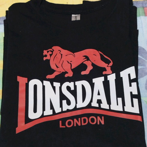 Gildan T-shirt large used, black
