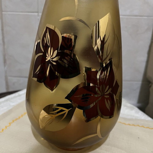 Vase new in brown gold vintage shades