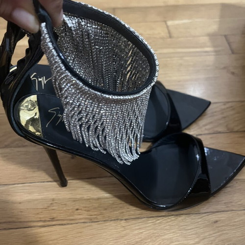 Giuseppe Zanotti Intrigo Crystal 105 sandals size 40 like new
