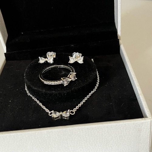 Pandora jewelry set bow like new, ring size 7 silver