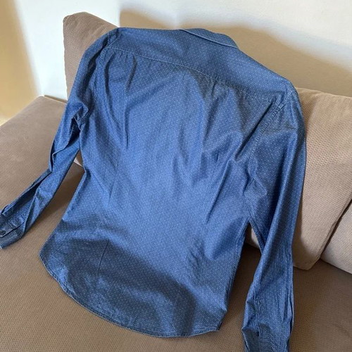 Barbour shirt medium blue like new