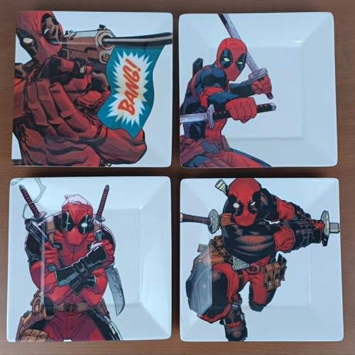 Deadpool Melamine Plate Set 4-Pack like new, 21x21 cm