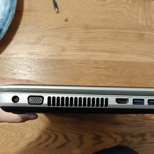 Dell Inspiron 17R SE 7720 laptop used, i7, 17.3", Nvidia GT 650M, 2 SSD, Linux
