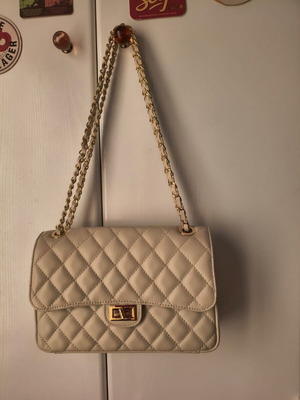 Passaggio Leather Δερμάτινη καπιτονέ τσάντα ώμου σαν καινούργιο, μπεζ