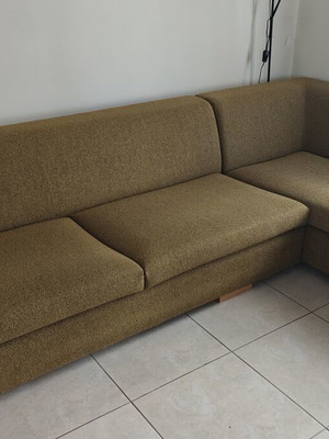 BoConcept corner sofa, olive green, 3.00 × 1.90 m