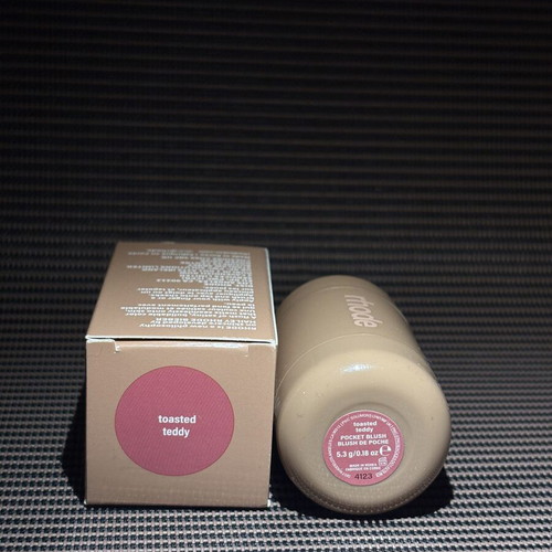 Rhode Pocket Blush Toasted Teddy new unused