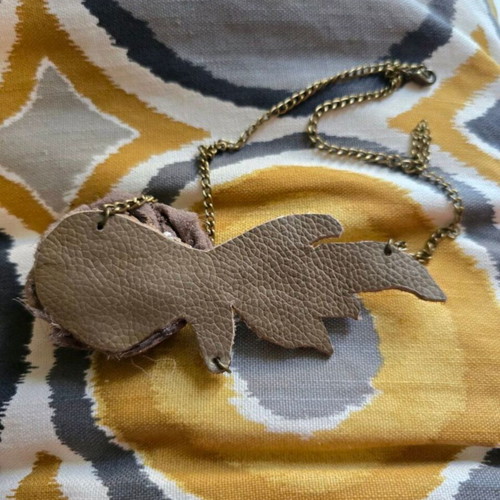Handmade vintage necklace new, white and brown