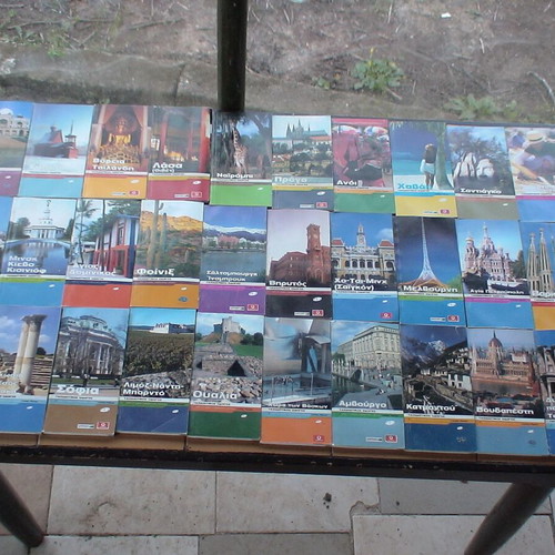 Travel guides used, set of 40 pieces