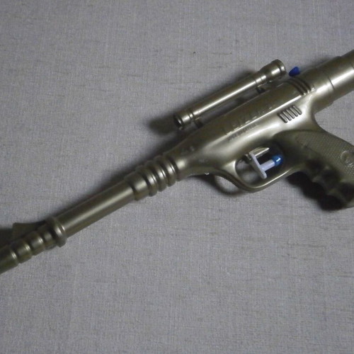 Leizer 2000 Space Water Toy Gun, plastic