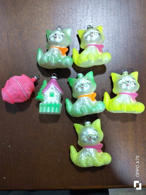 Christmas ornaments used, 70s style