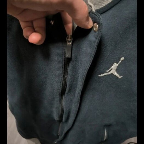 Jordan college jacket used, size XL, black and gray