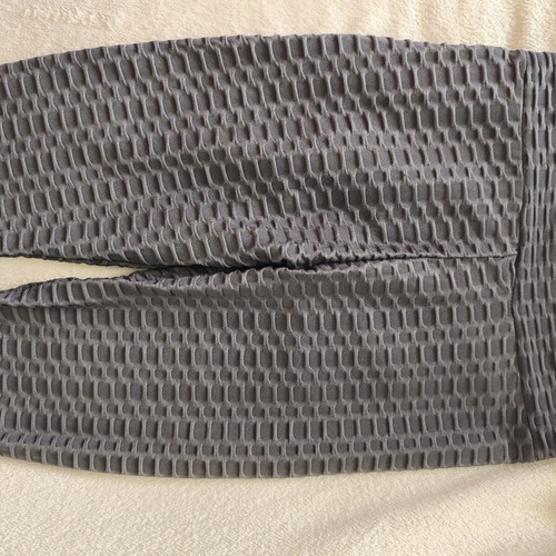 Women's leggings gray embossed like new, size M