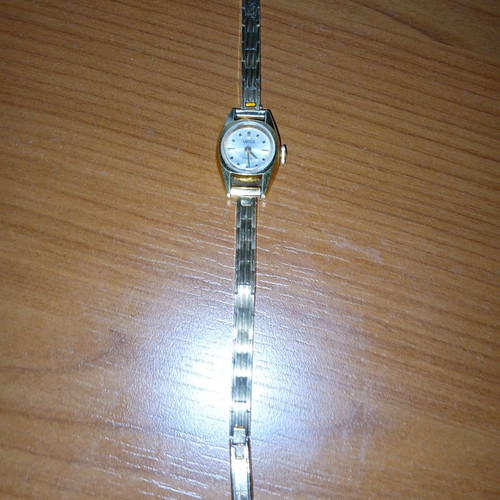 Venus wristwatch women's wind-up used vintage