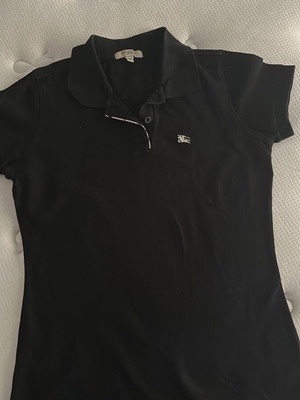 Burberry vintage black polo shirt like new, size S