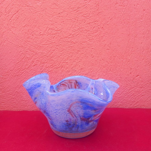 Glass bowl